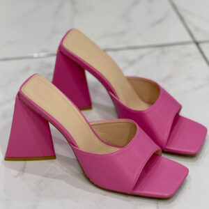 PINK MULE ( LAST 41 SIZE )