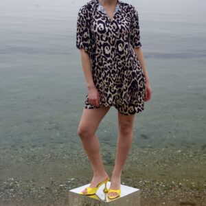 Πουκάμισο σατέν κοντομάνικο print Leopard .