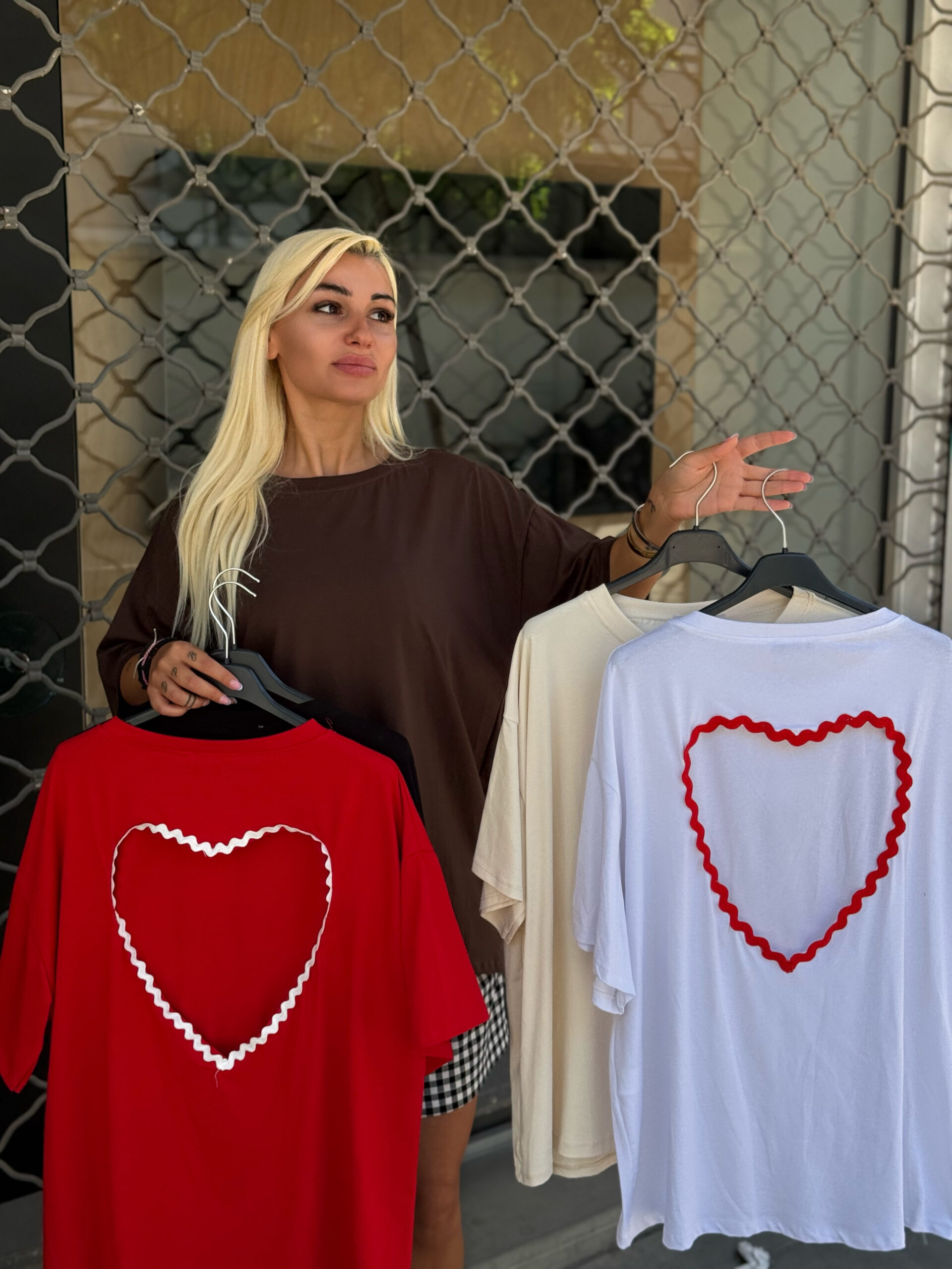 ΟVERSIZED HEART T-SHIRT