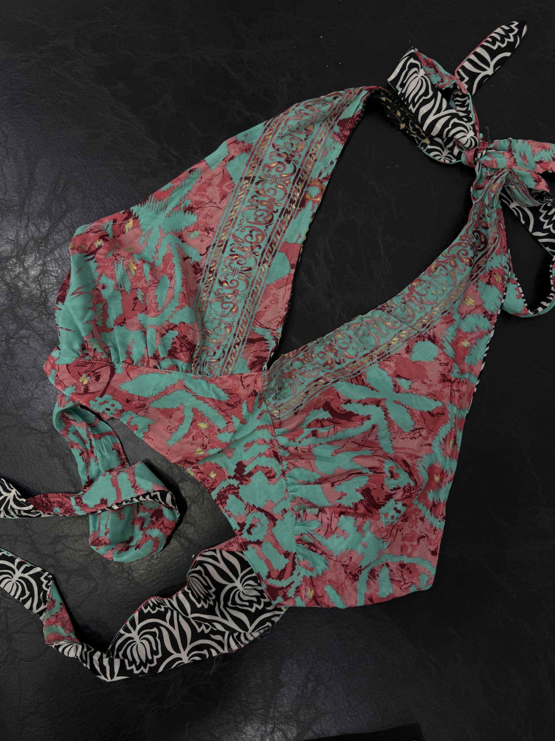 BOHEMIAN TIFFANY CROP TOP - Image 3