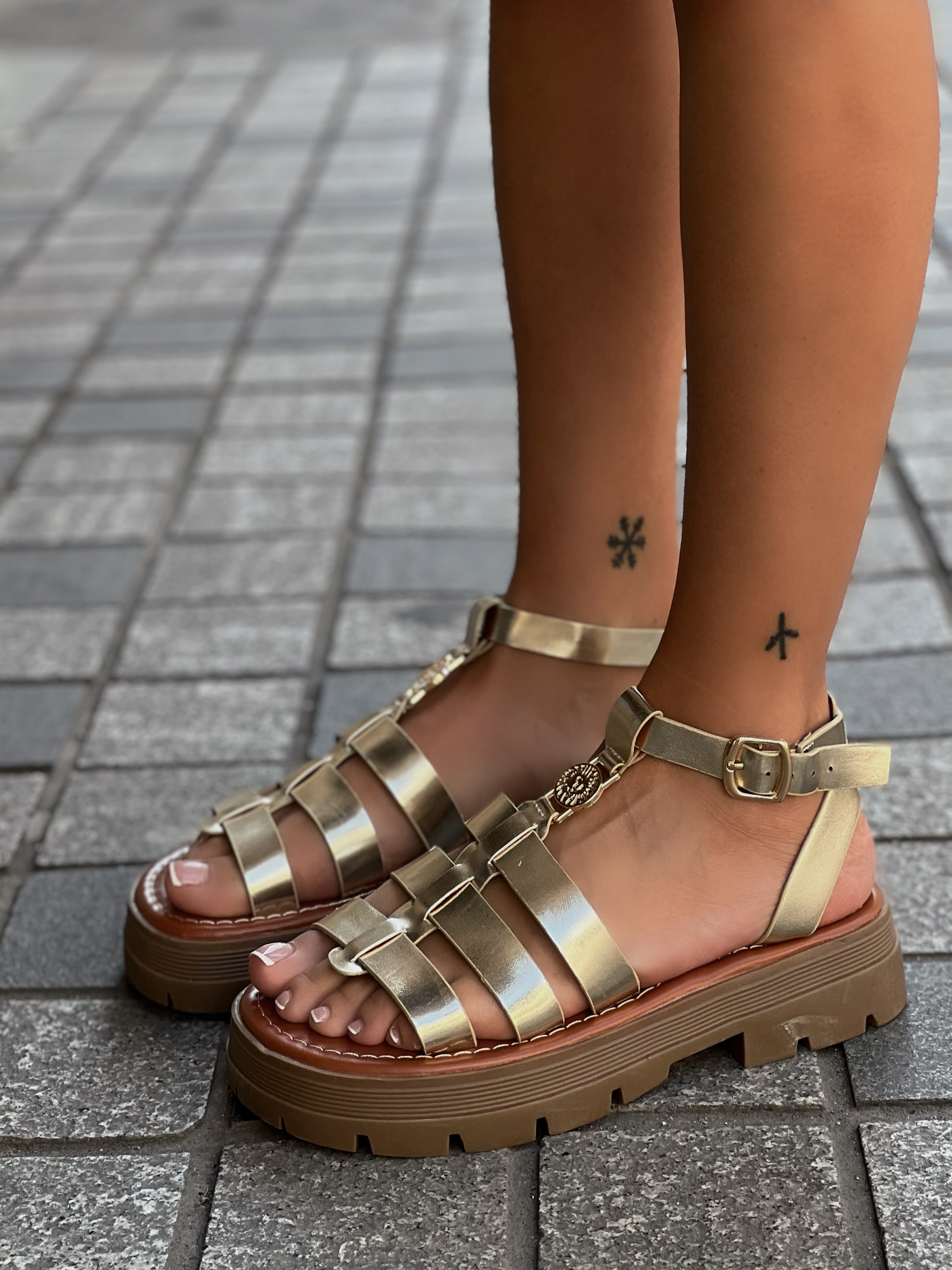 GOLD METALLIC SANDALS - Image 3