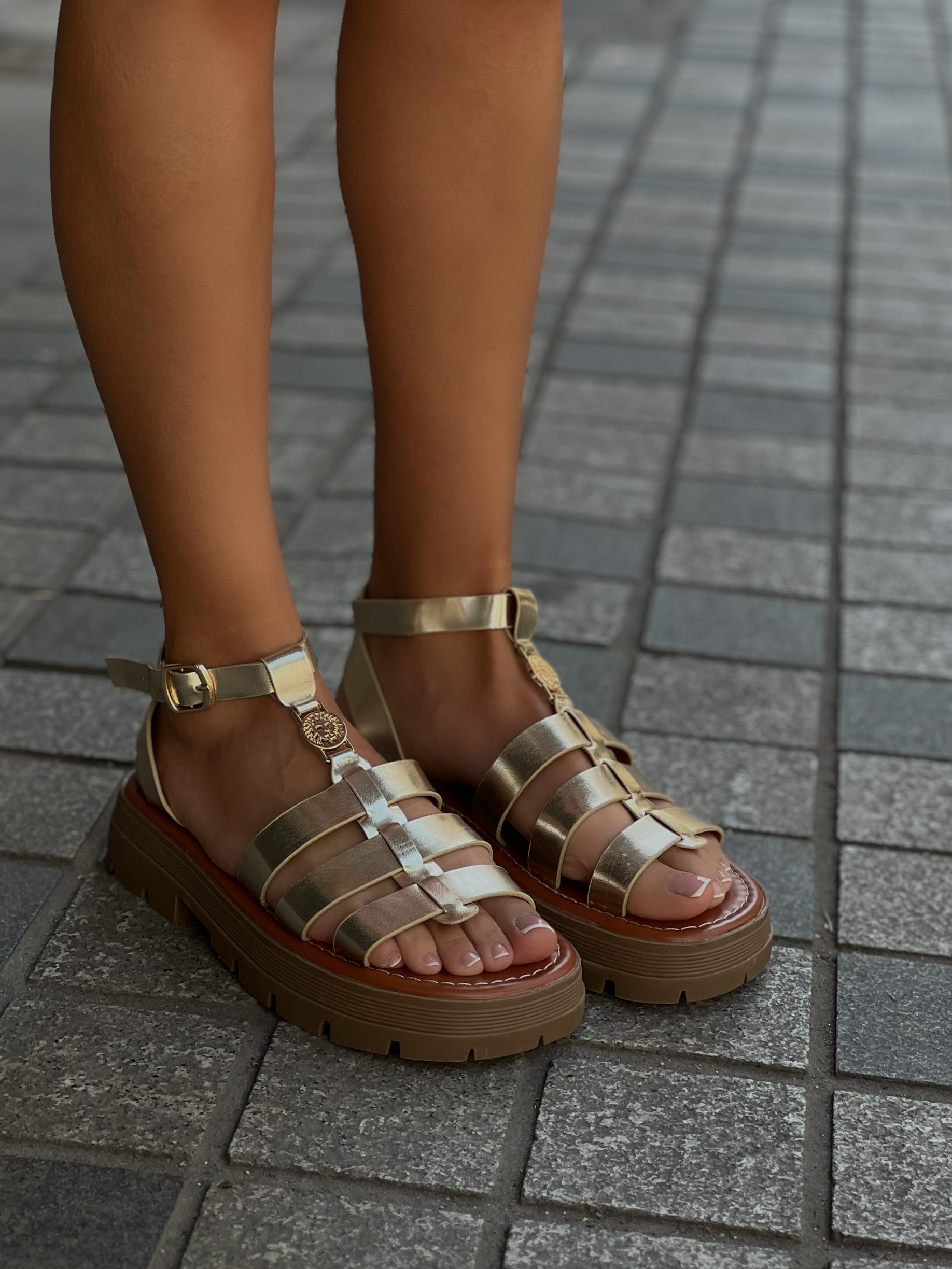 GOLD METALLIC SANDALS - Image 4