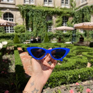SUNGLASSES * FOX EYE BLUE *