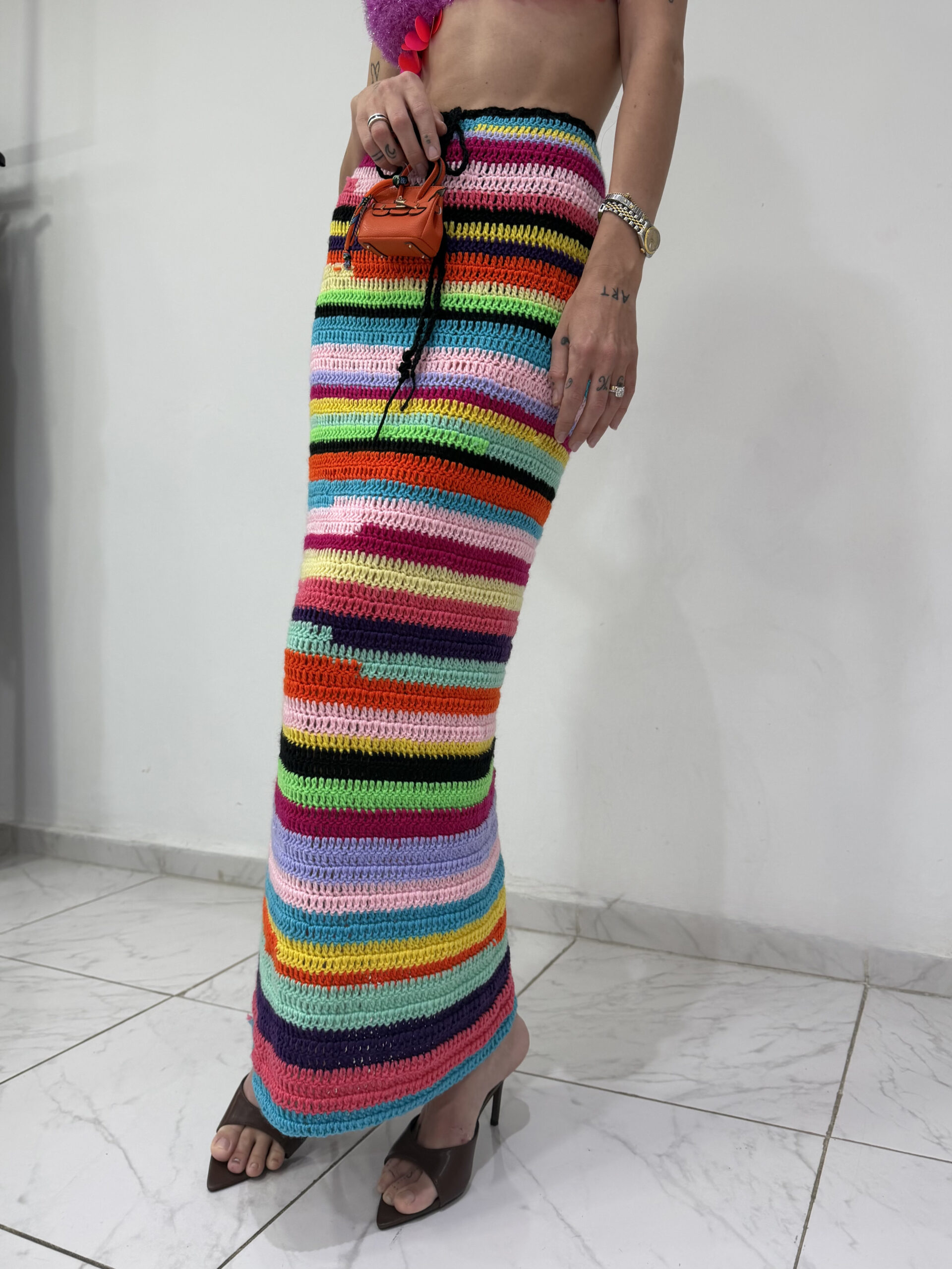 ΜΑΚΡΙΑ ΠΛΕΚΤΗ ΦΟΥΣΤΑ * ΒΟHΟ STRIPES *