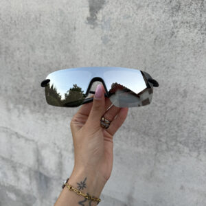 SUNGLASSES * MIRROR *