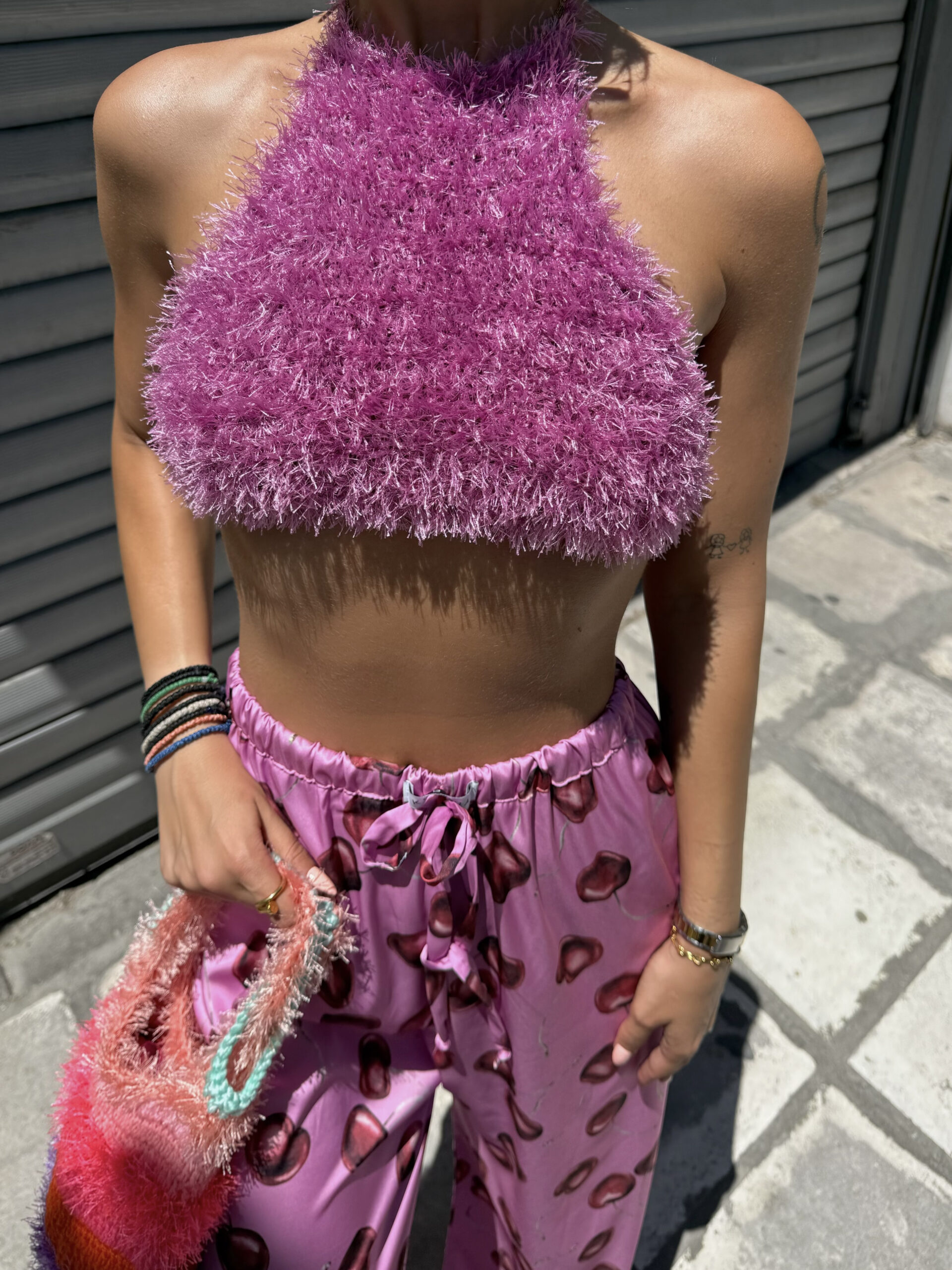 * PURPLE * HALTERNECK CROCHET TOP