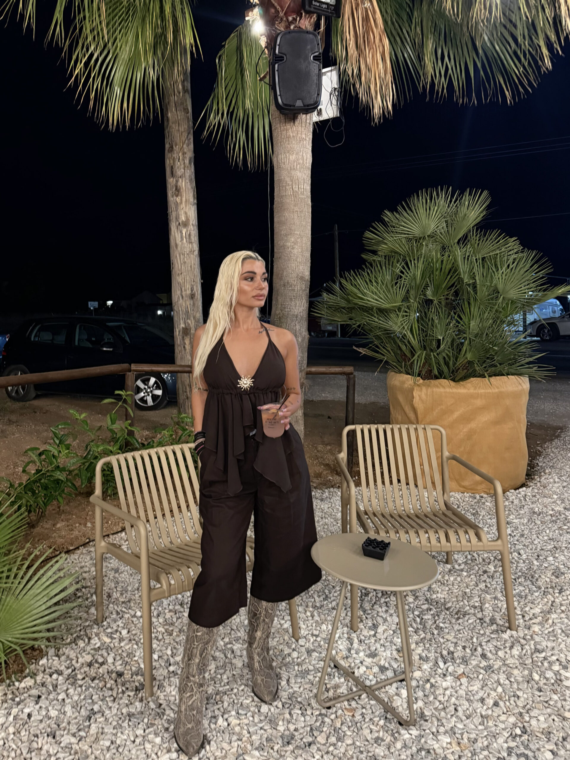BOHO HALTER TOP ME ΧΡΥΣΗ ΛΕΠΤΟΜΕΡΕΙΑ - Image 4