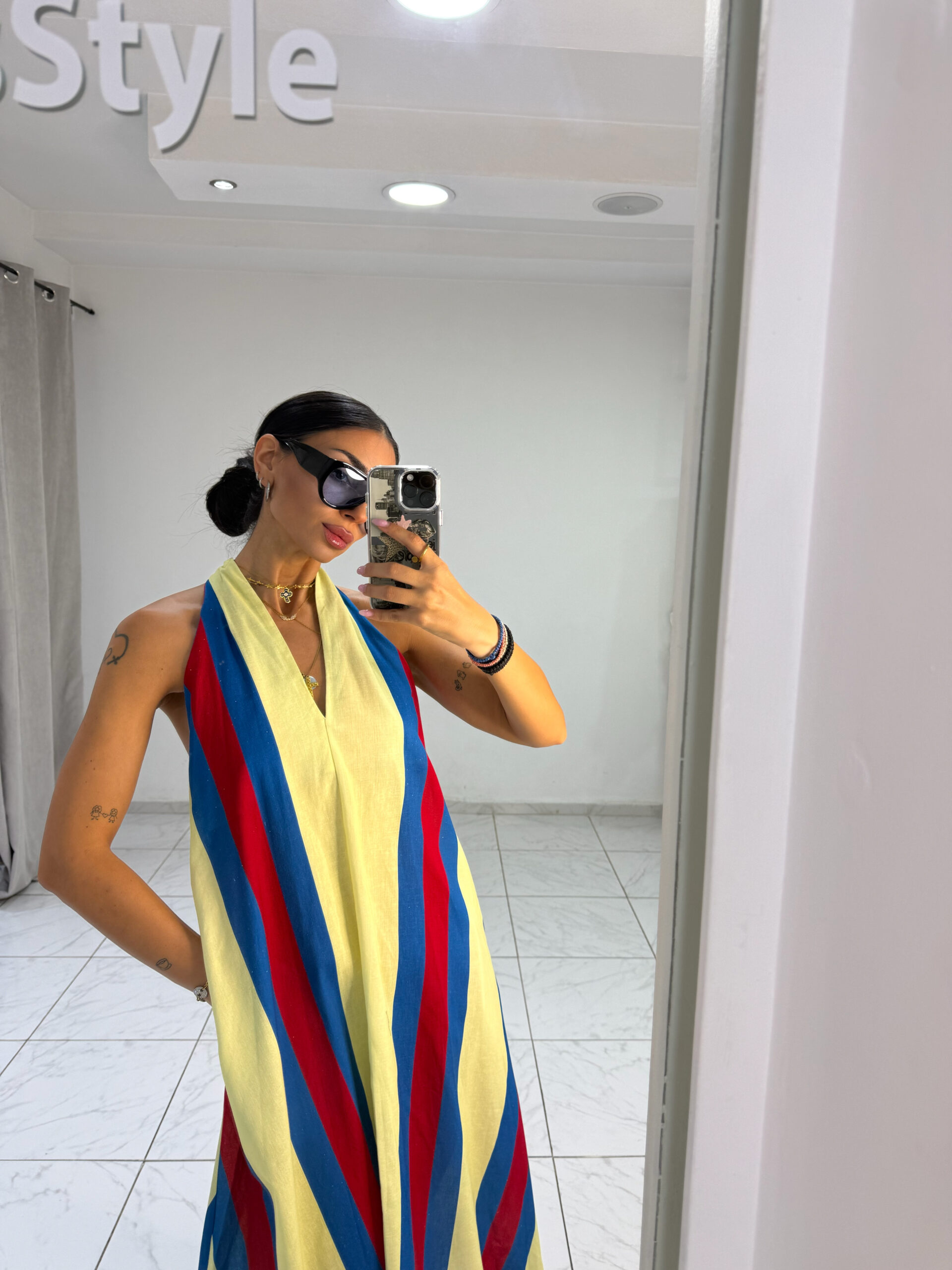 MAXI ΡΙΓΕ ΦΟΡΕΜΑ ΜΕ HALTER ΛΑΙΜΟΚΟΨΗ - Image 3