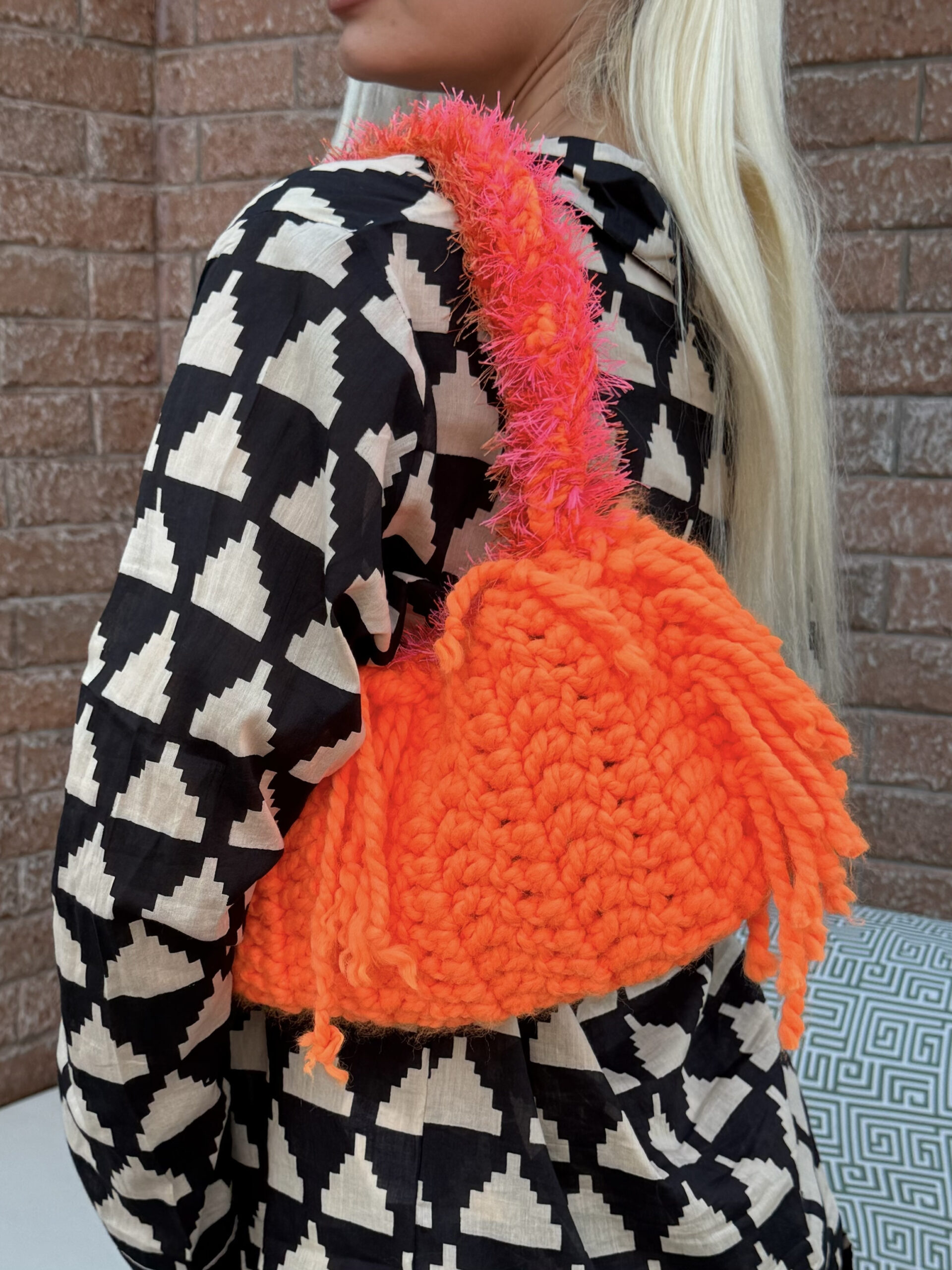 * PAPAYA * ORANGE CROCHET BAG - Image 3