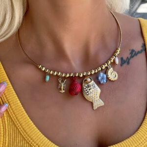 GOLD CHOKER WITH SEA-INSPIRED ELEMENTS