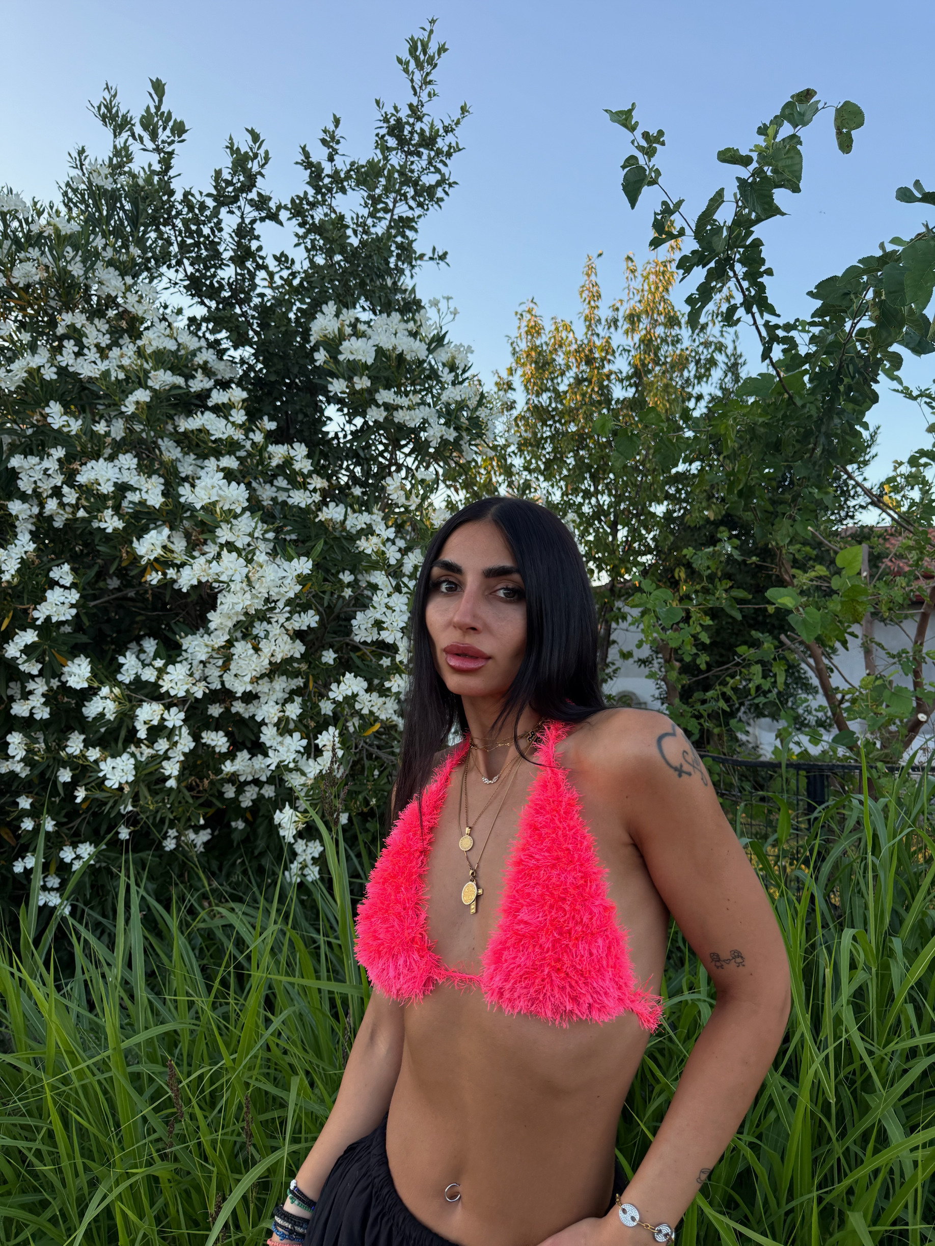 * DRAGON FRUIT * CROCHET TRIΑΝGLE TOP