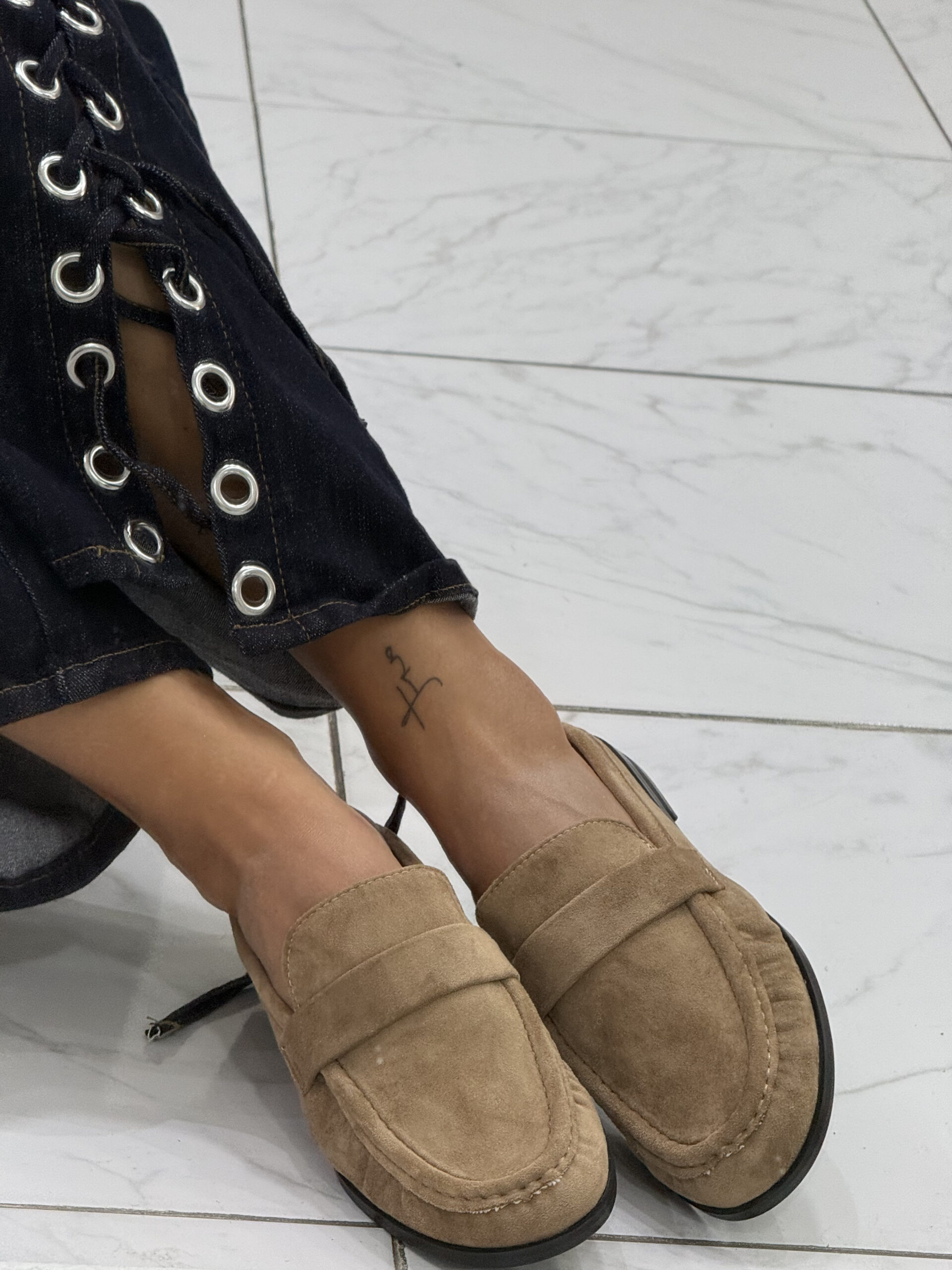 SUEDE CAMEL MULE - Image 4