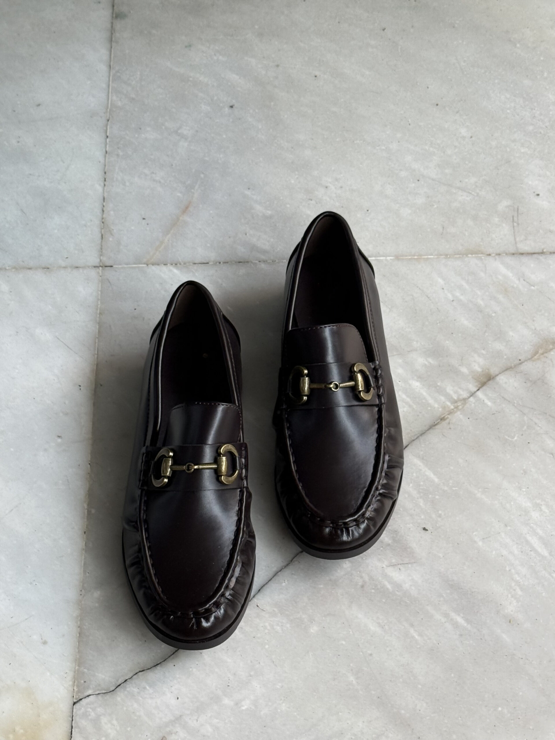 ΚΑΦΕ LOAFERS ΜΕ ΧΡΥΣΗ ΜΕΤΑΛΛΙΚΗ ΛΕΠΤΟΜΕΡΕΙΑ - Image 5