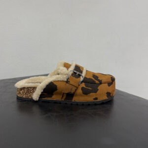 MUCCA FAUX  FUR CLOGS