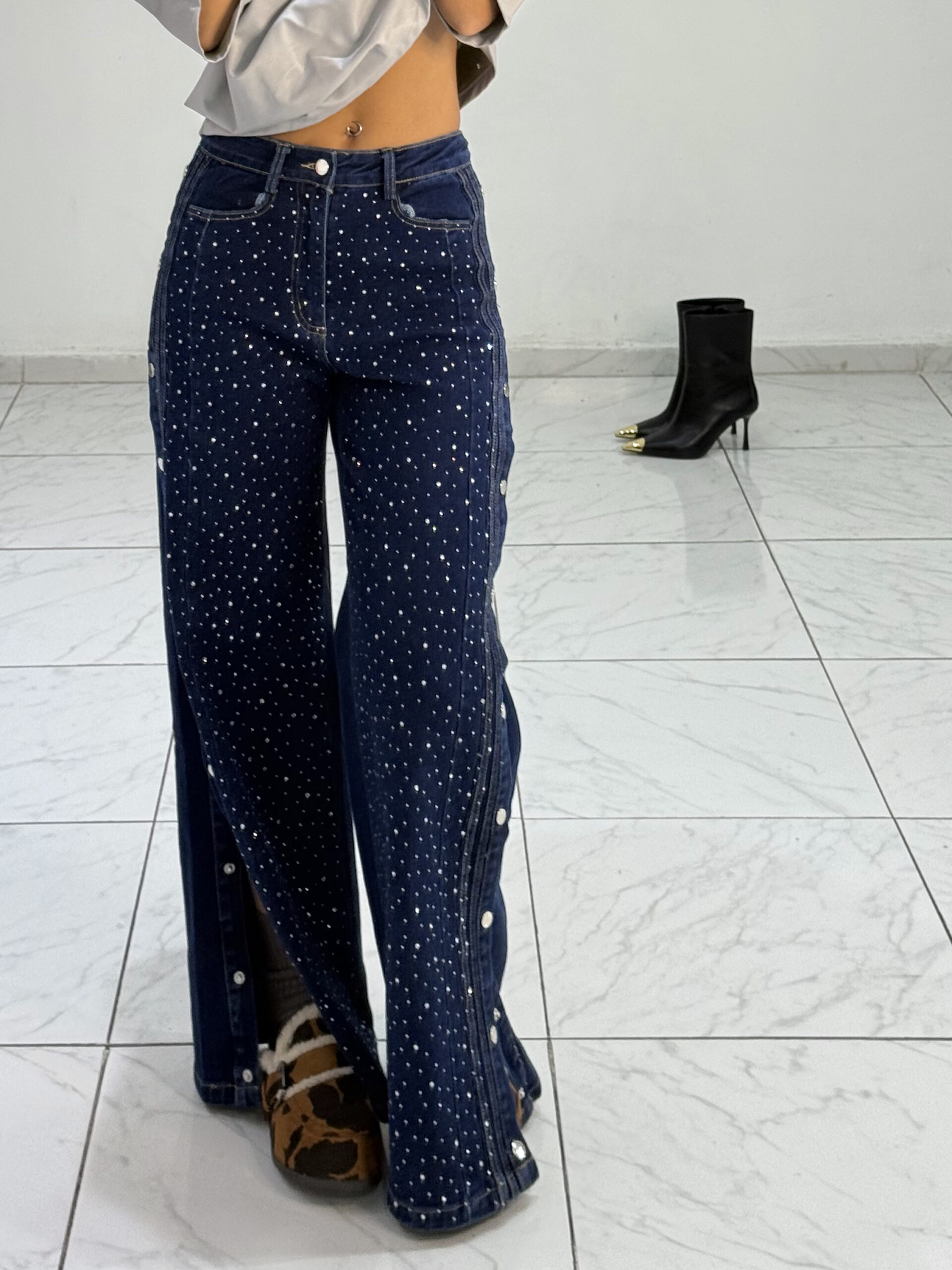 WIDE LEG DENIM WITH STRASS & SNAP BUTTONS - Image 2