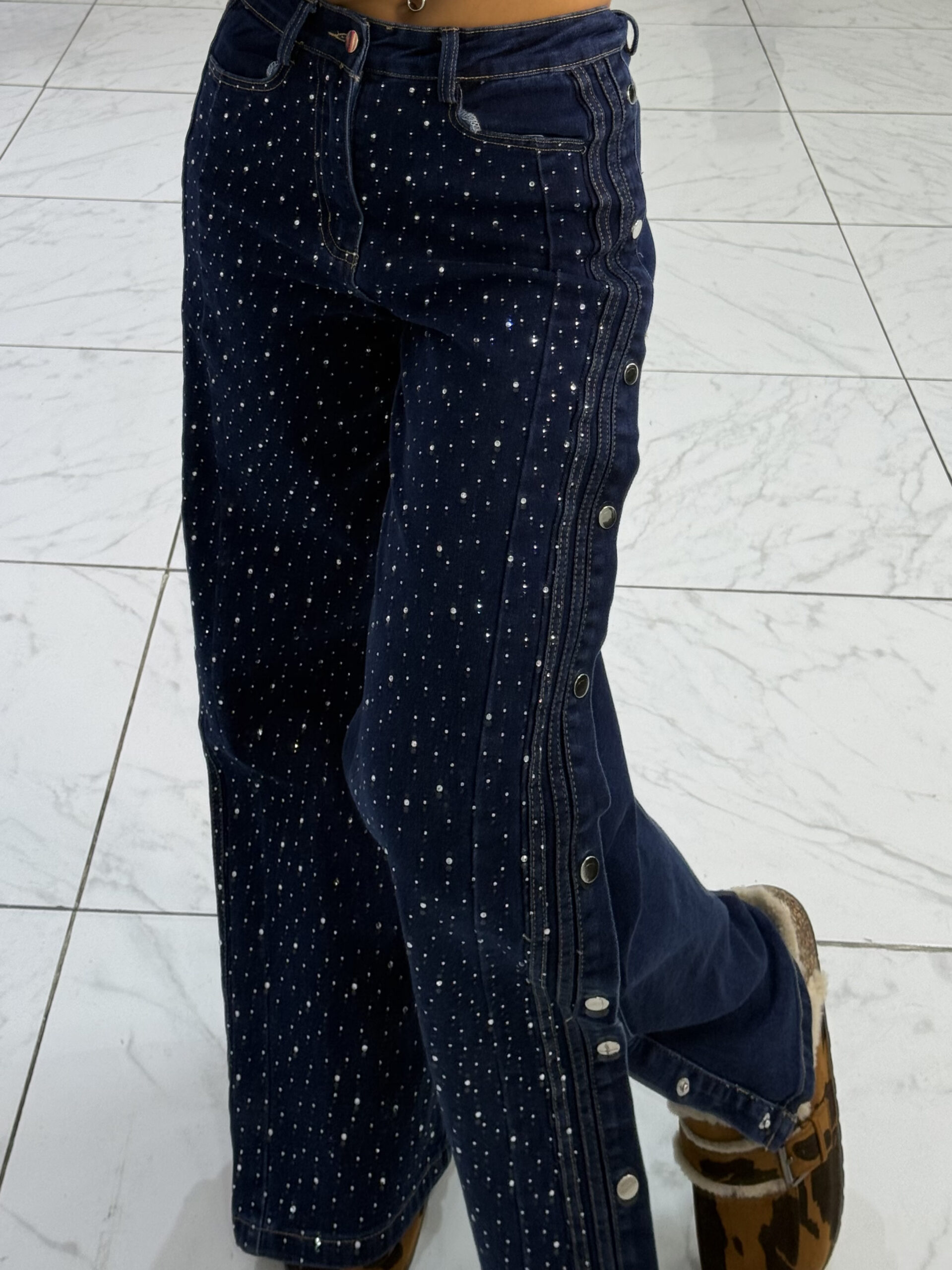 WIDE LEG DENIM WITH STRASS & SNAP BUTTONS - Image 3